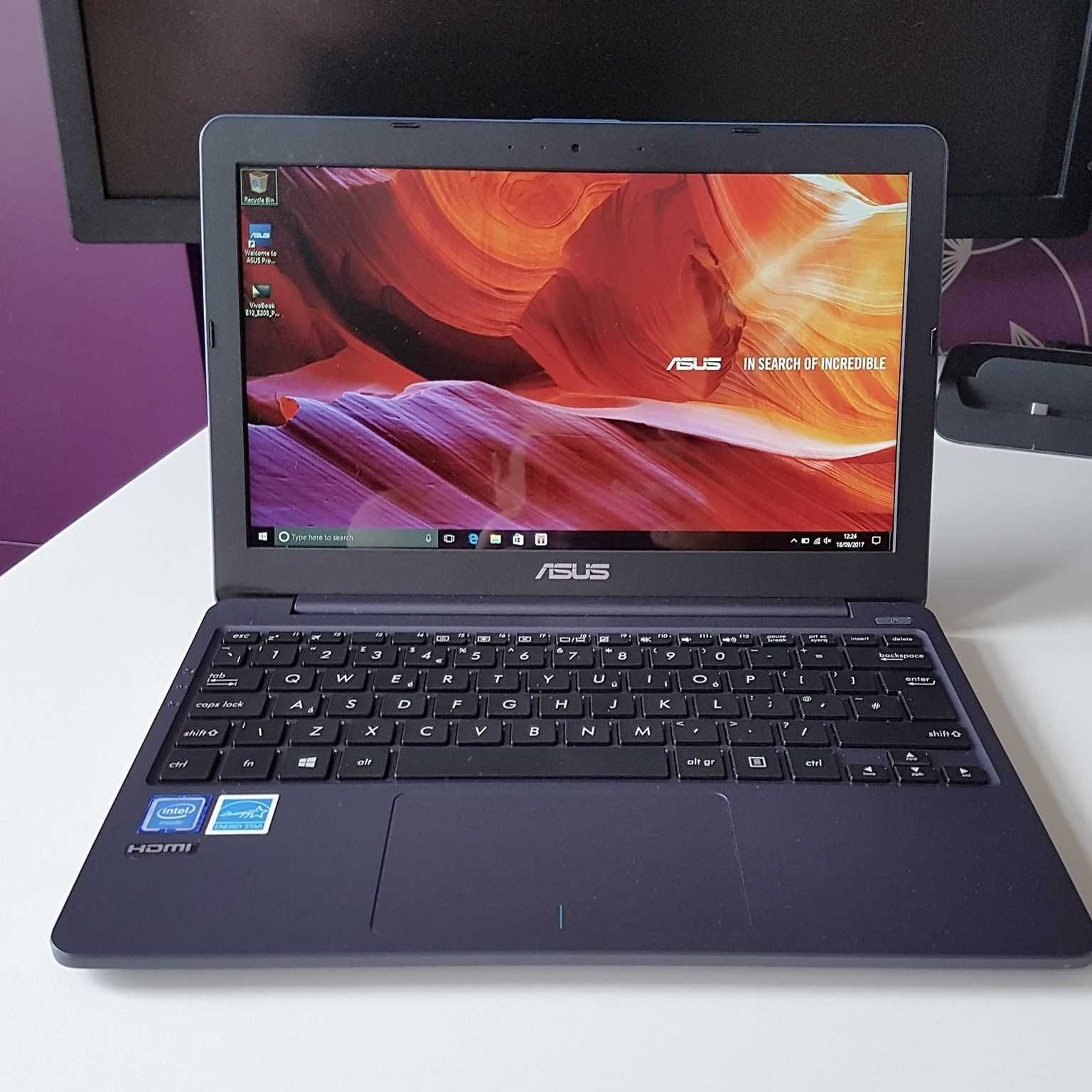 Asus E203M 7GEN Celeron 4GB SSD 120GB Dual Core 11.6" HD Laptop