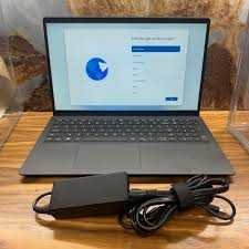 DELL LAPTOP-P112F 11GEN SSD 256GB RAM 8GB LAPTOP